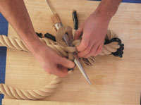 Tying a Sailor's Eye Splice 3